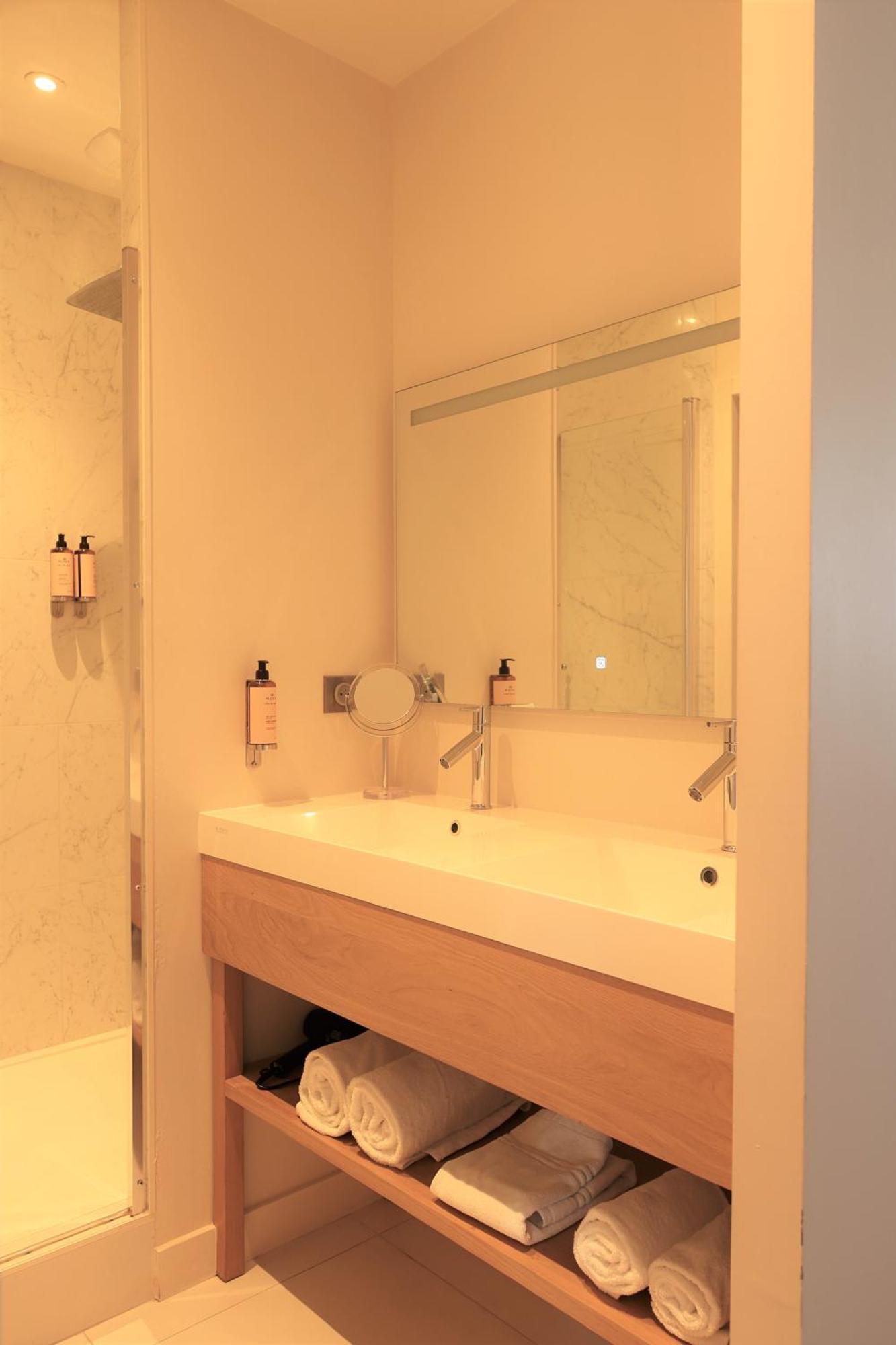 Residence Les Suites Du Port - By Le Saint Ferdinand Arcachon Esterno foto